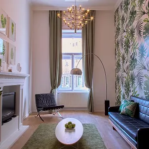 Bpr Center Design Apartment Budapest
